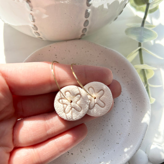 Sand dollar hoops