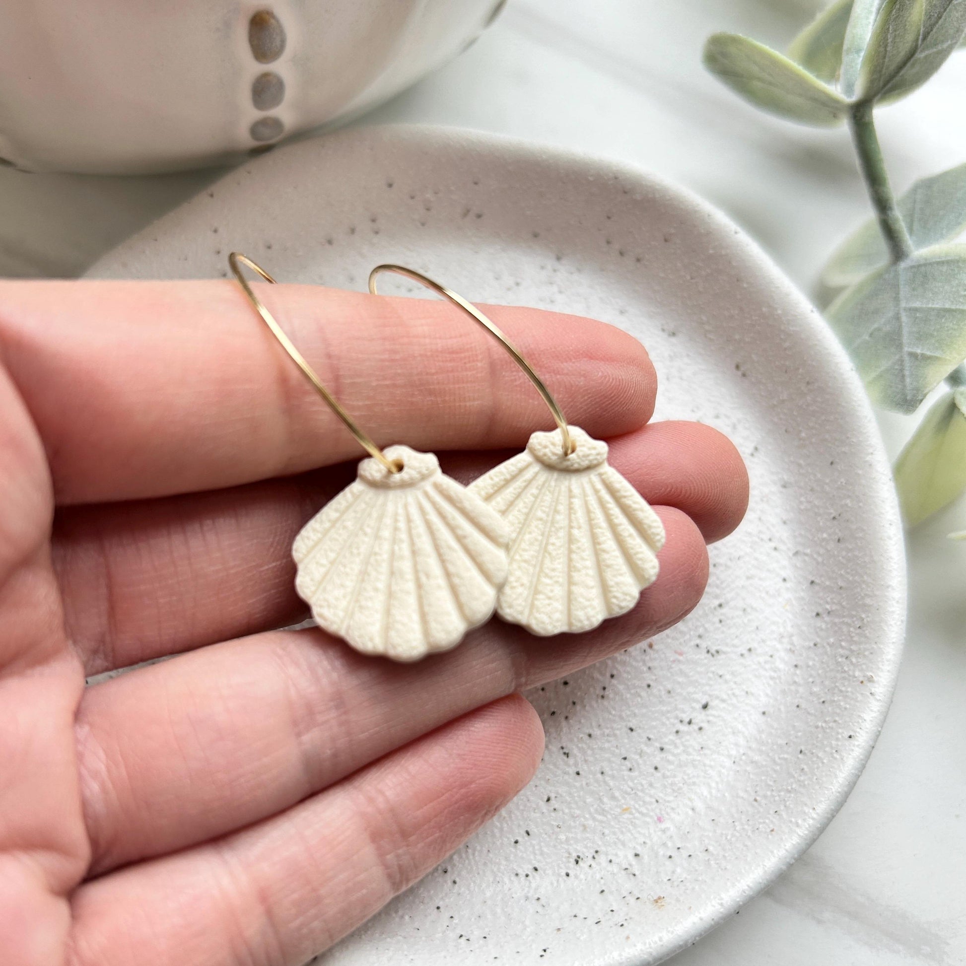 Shell shaped hoop earrings, polymer clay hoop earrings, best friend birthday gift, girlfriend gift, beautiful gift for her, beach jewellery,