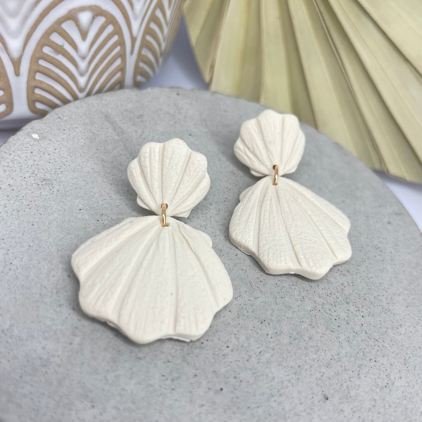 Cream textured shell shaped polymer clay dangle earrings, nickel free, post box gift, best friend birthday gift, birthday gift for her