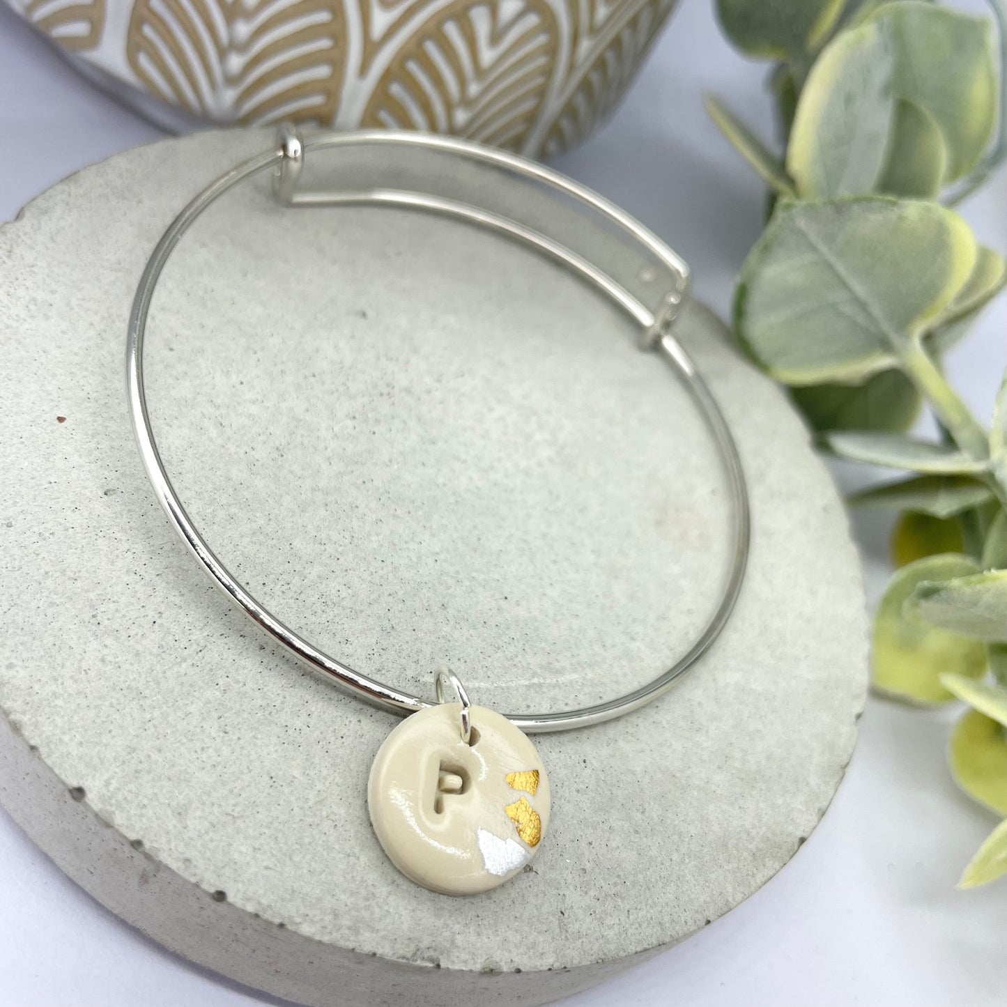 Initial bracelet, polymer clay letter bracelet, beautiful birthday gift for her, best friend gift, girlfriend gift, bridesmaids gift